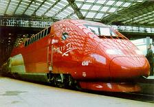Súprava TGV THALYS PBKA 4346 v žst. Köln Hbf  (11 -> 38 kB)