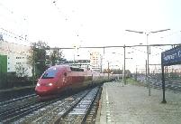 Súprava TGV THALYS PBKA prichádza do žst. Rotterdam CS (© Martin ROTTMANN - Február 1999)